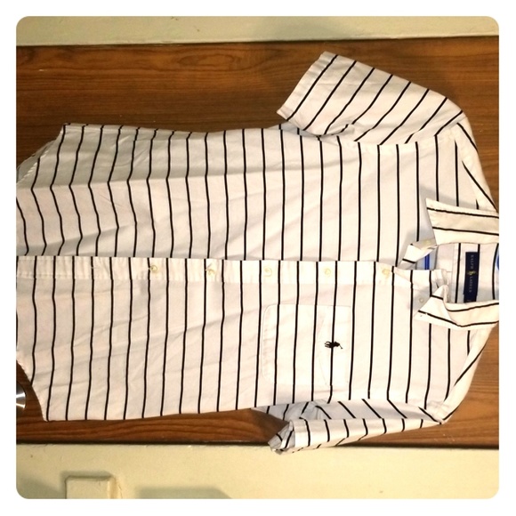 Button down - Picture 1 of 2